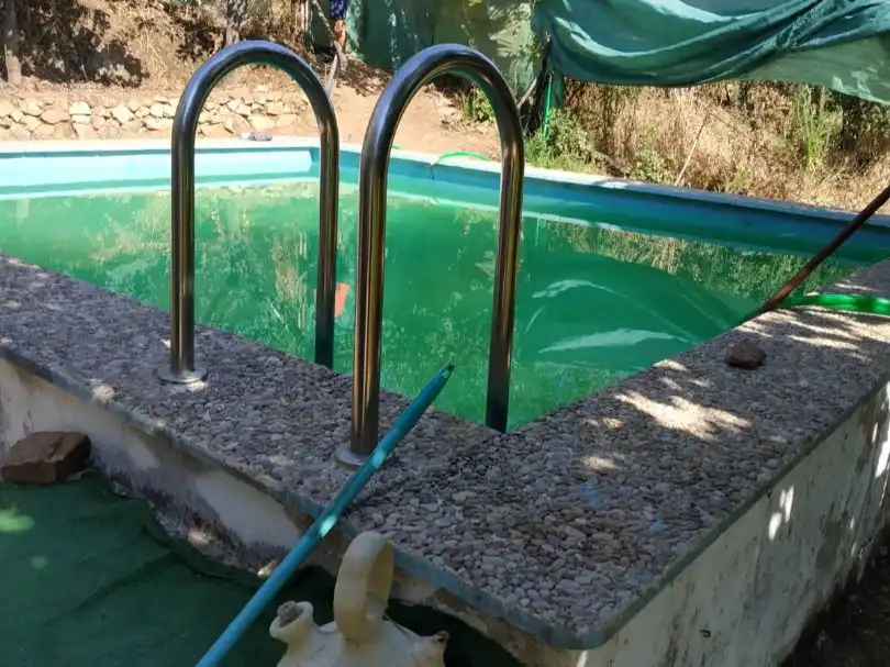 Swimming pool of Land for sale in Garbayuela, Badajoz