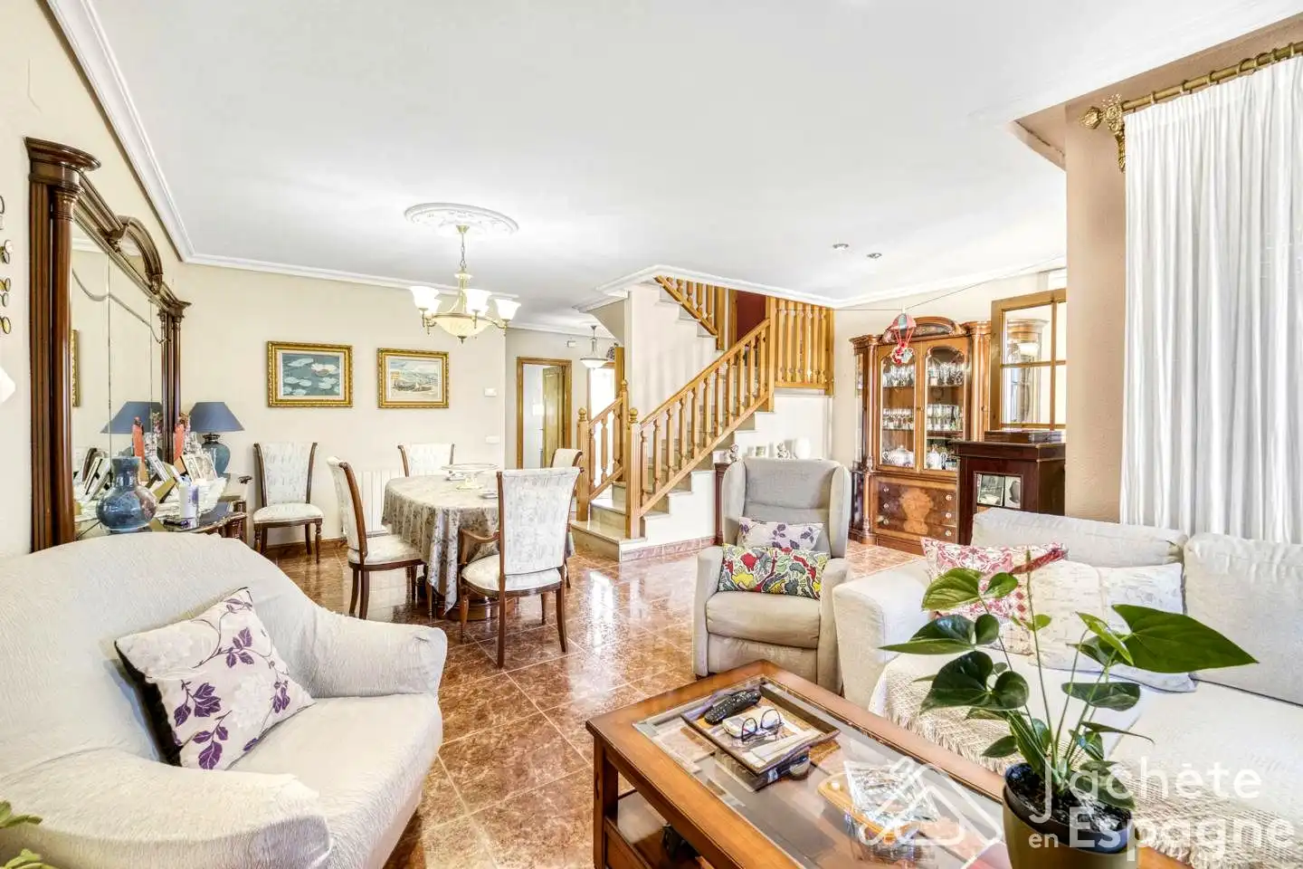 Sala d'estar de Casa o xalet en venda en Vinaròs amb Aire condicionat, Jardí privat i Terrassa