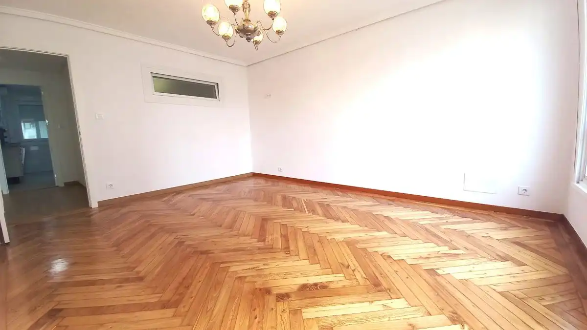 Wohnzimmer von Wohnung zur Miete in A Coruña Capital  mit Heizung und Parkett