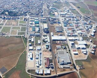 Vista exterior de Nau industrial en venda en Castellar del Vallès