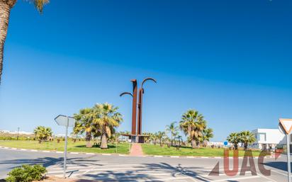 Vista exterior de Dúplex en venda en Rafelbuñol / Rafelbunyol amb Aire condicionat, Calefacció i Terrassa