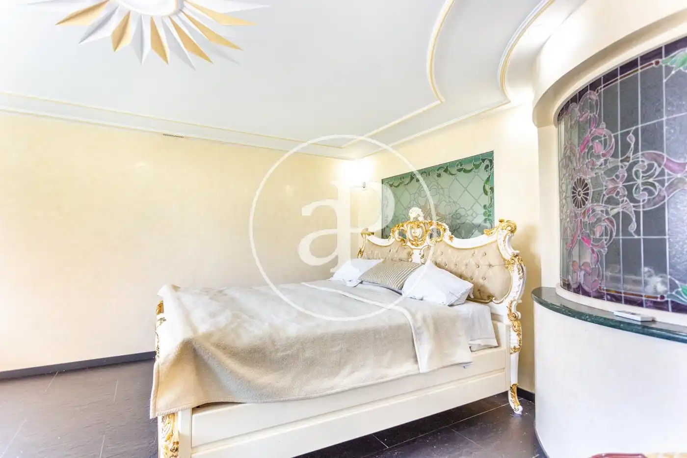Habitación de Casa adosada en venta en Picanya con Aire acondicionado, Calefacción y Jardín privado