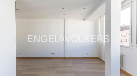 Foto 2 de Apartament de lloguer a Calle del Doctor Esquerdo, Niño Jesús,  Madrid Capital