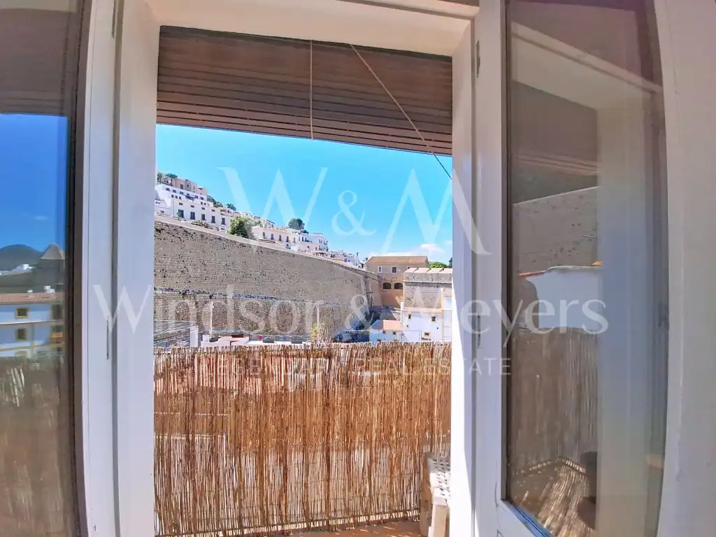 Vista exterior de Dúplex en venda en Eivissa