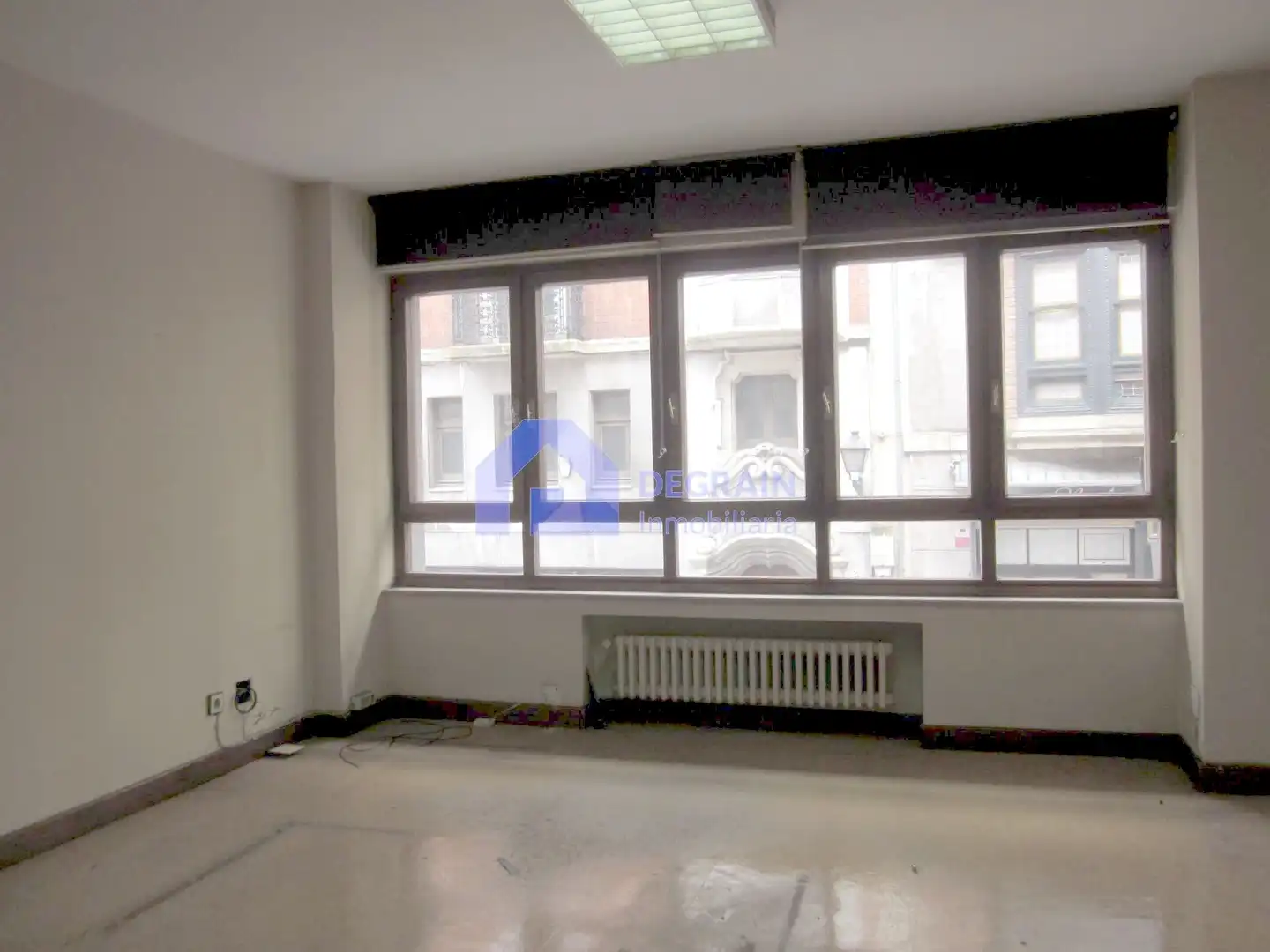 Büro zur Miete in Oviedo  mit Heizung