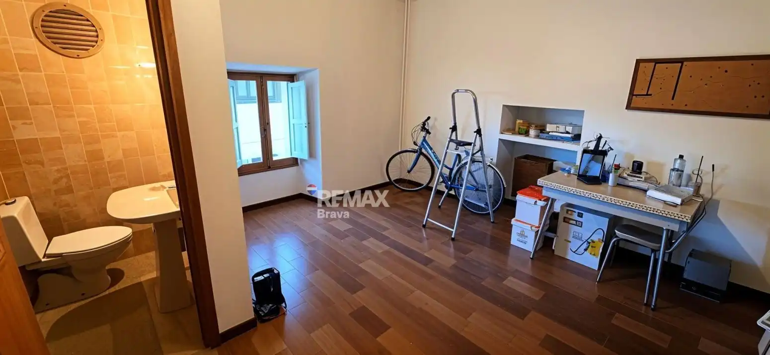 Casa adosada en venta en Celrà con Aire acondicionado, Jardín privado y Terraza