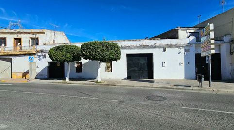 Foto 2 de Casa adosada en venta en Avenida de la Concepción, La Algaba, Sevilla
