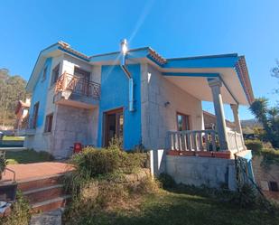 Exterior view of House or chalet for sale in Sanxenxo  with Heating, Private garden and Terrace