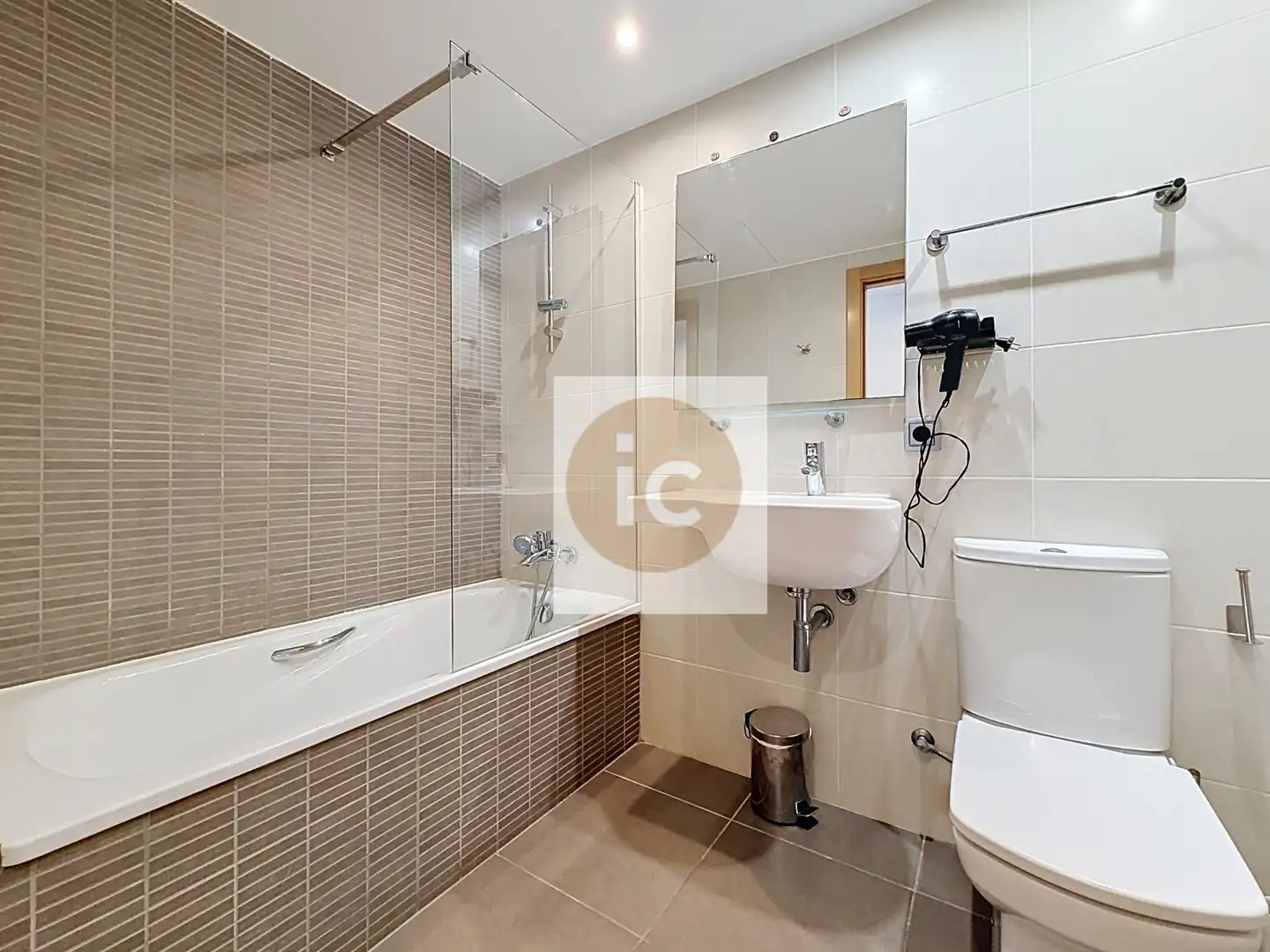 Apartamento con terraza en venta en Carrer del Roca Maura 32, imagen 19
