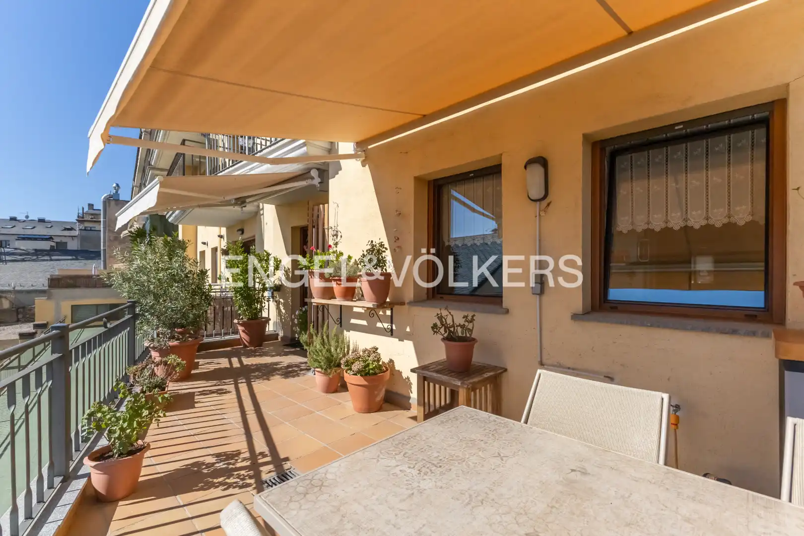 Mini appartamento con terrazza in vendita a Carrer Alfons I 42, imagen 12