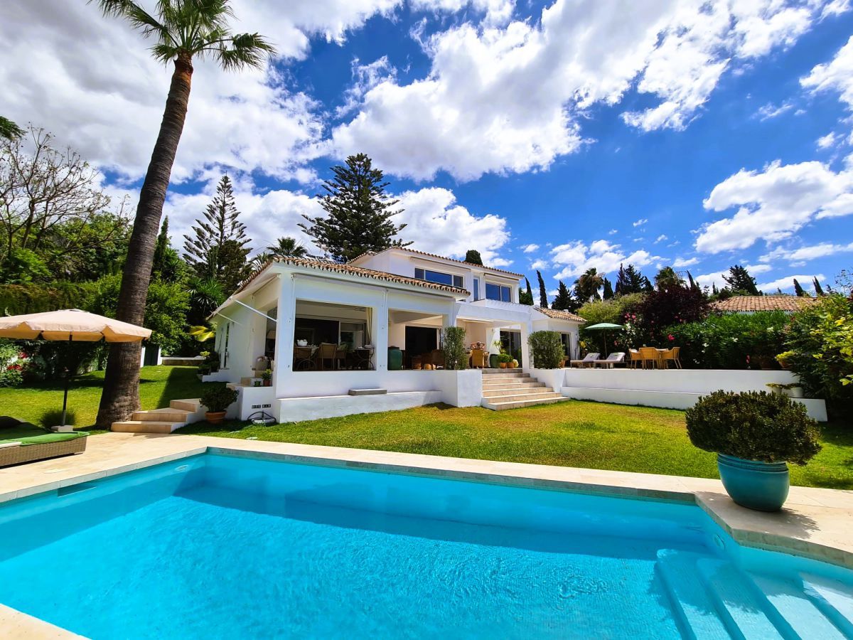 Jardí de Casa o xalet de lloguer en Marbella amb Terrassa i Piscina