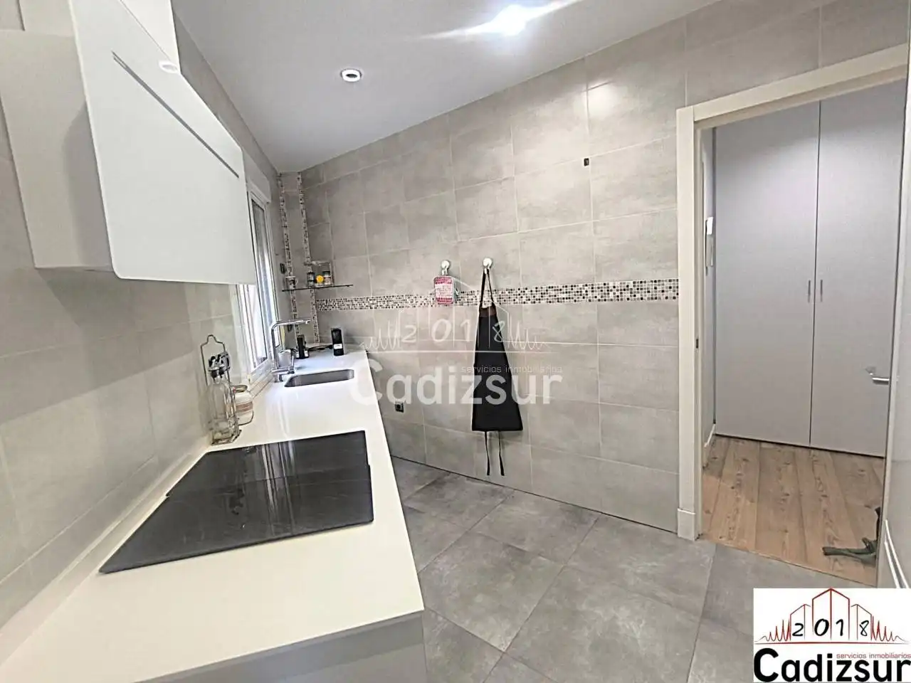 Küche von Wohnung zur Miete in Cádiz mit Klimaanlage, Terrasse und Möbliert