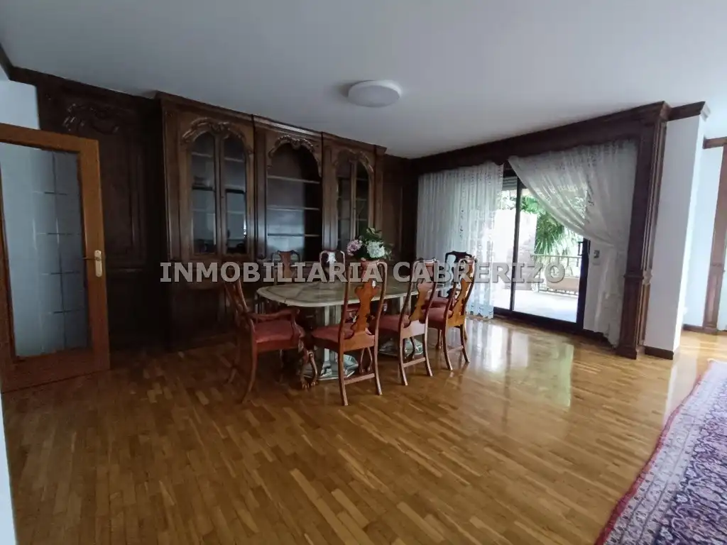 Haus mit Pool zum Verkauf in Avda. Madrid, imagen 2