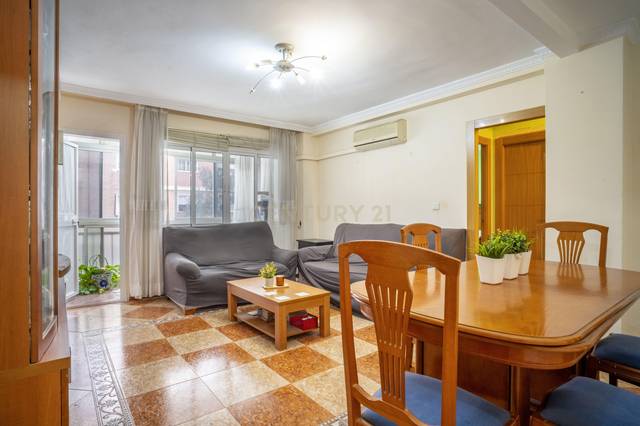 Piso en Venta en Calle Beethoven, 4, Málaga, Spain, -1 en Los Guindos - Parque Mediterráneo - Santa Paula