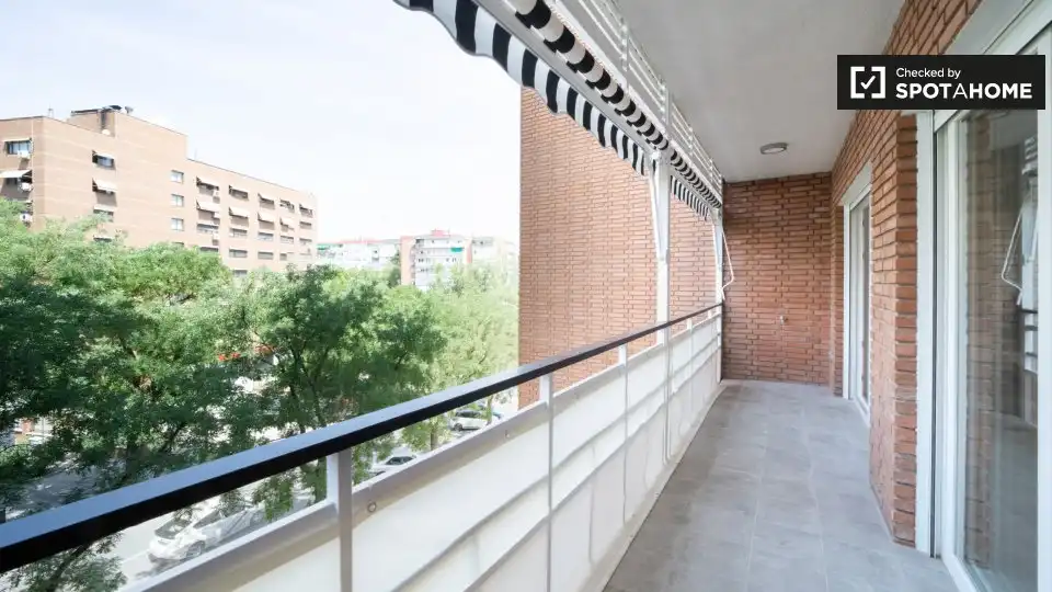 Flat with terrace to rent in Chamartín, imagen 8