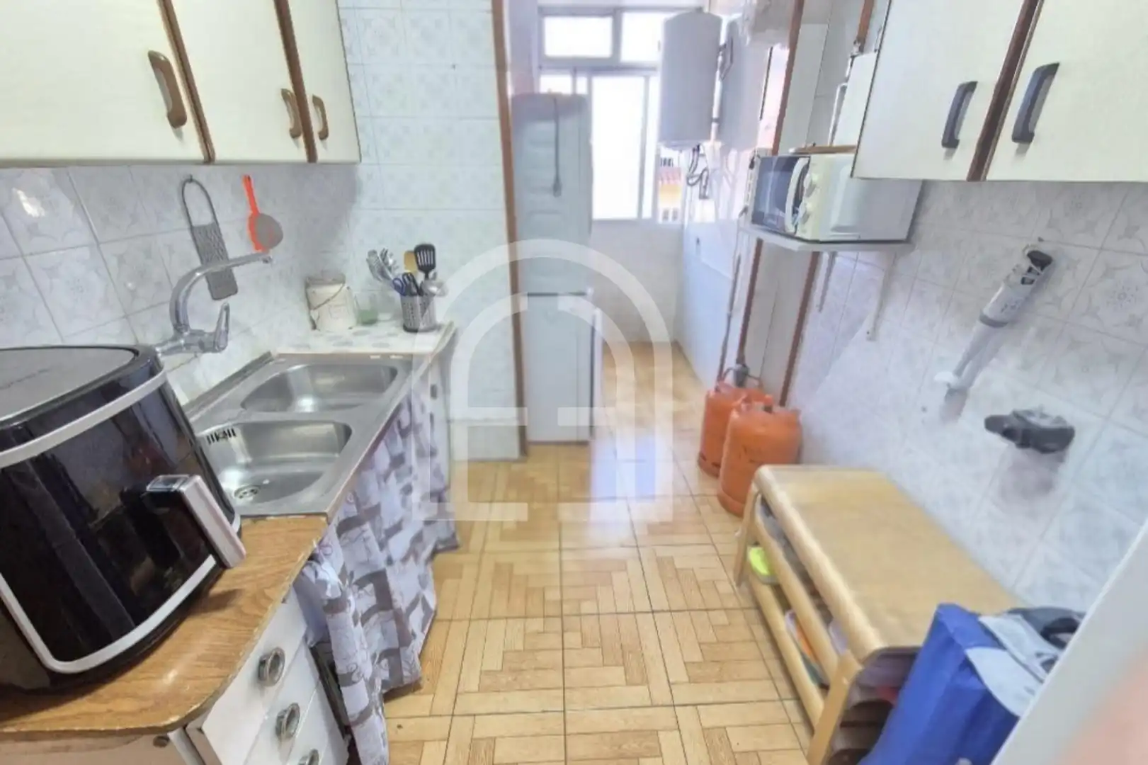 Kitchen of Flat for sale in Cornellà de Llobregat  with Air Conditioner and Balcony