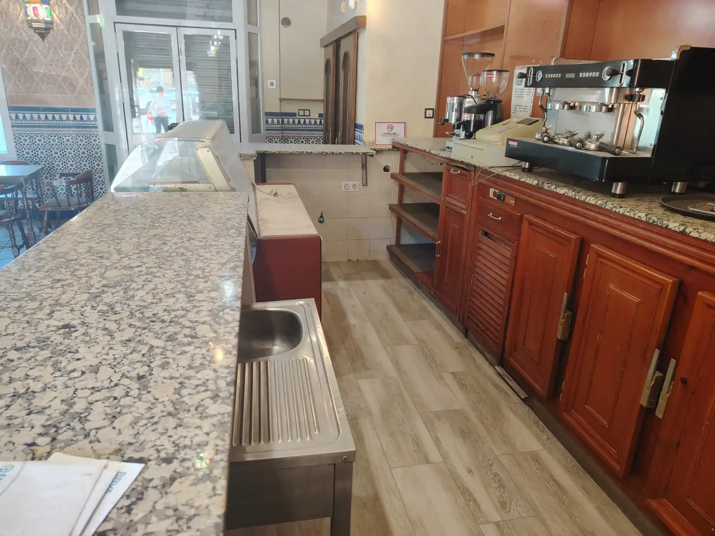Kitchen of Commercial properties for sale in Montequinto  with Air Conditioner, Heating and Furnished