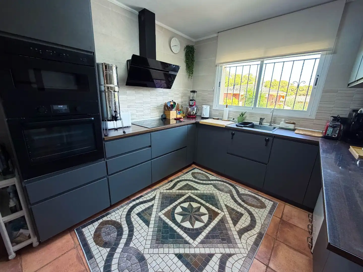Kitchen of Houses for sale in Roda de Berà  with Air Conditioner, Heating and Terrace