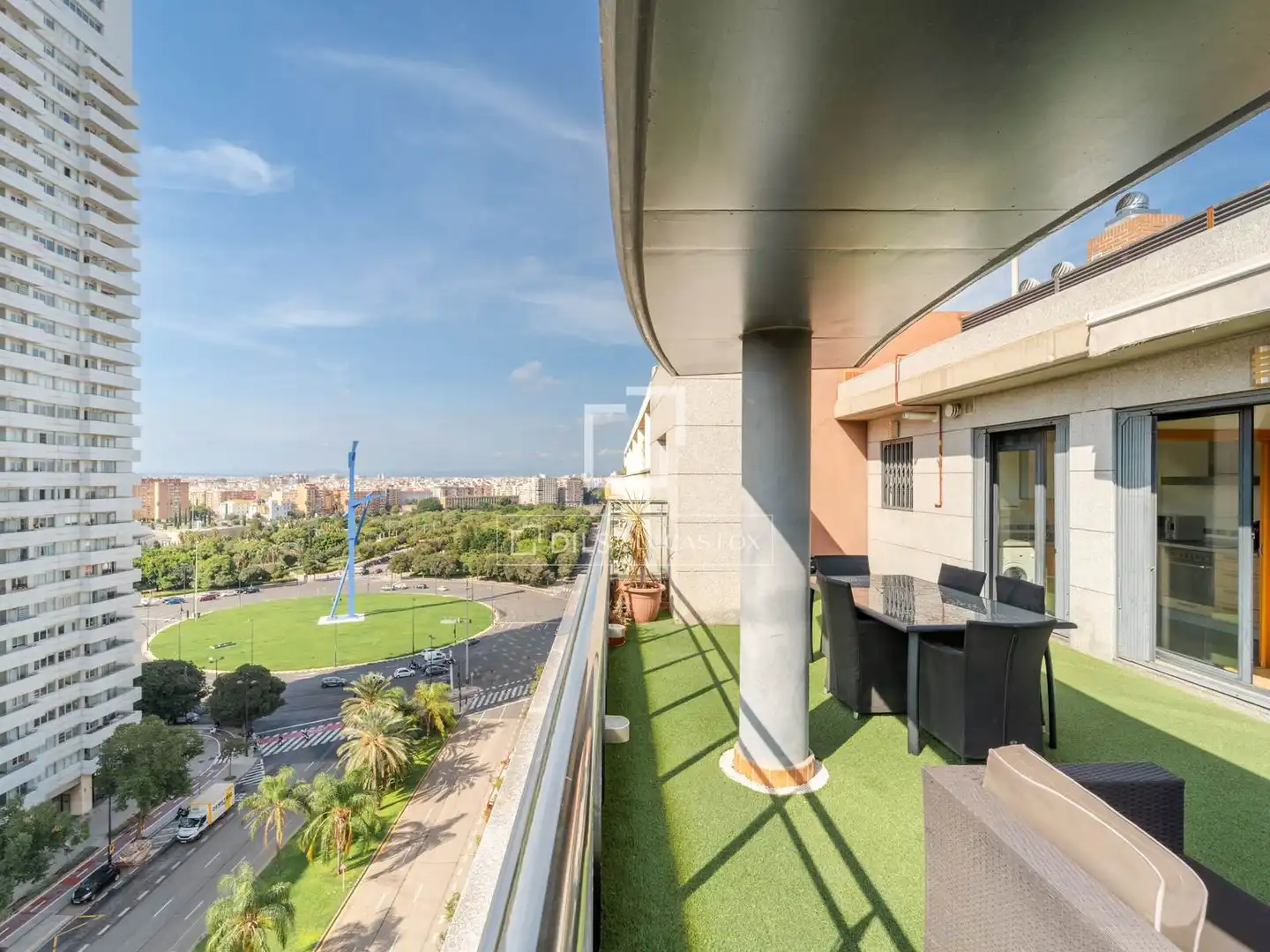 Penthouse with balcony for sale in Camins al Grau