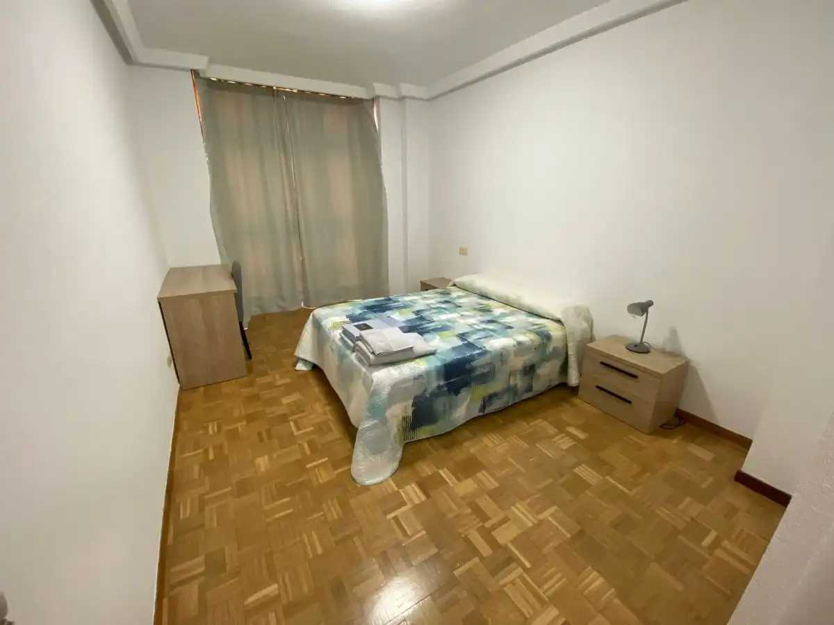 Schlafzimmer von Wohnung zur Miete in Palencia mit Klimaanlage, Heizung und Möbliert