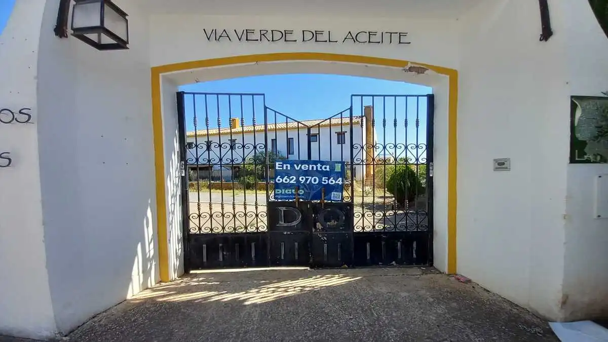 Vista exterior de Oficina en venta en Alcaudete