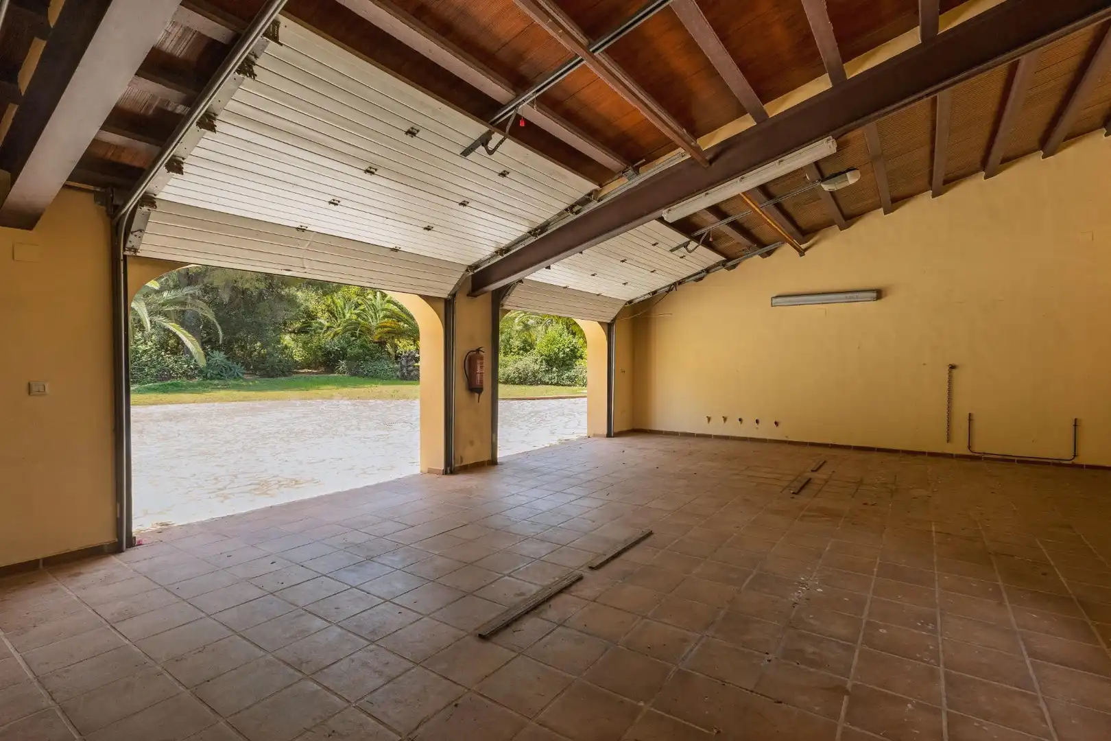 Aparcament de Casa o xalet en venda en Pedreguer amb Aire condicionat, Calefacció i Jardí privat