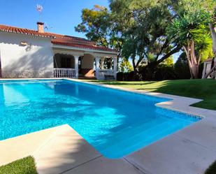 Swimming pool of House or chalet for sale in Torremolinos  with Air Conditioner, Heating and Private garden