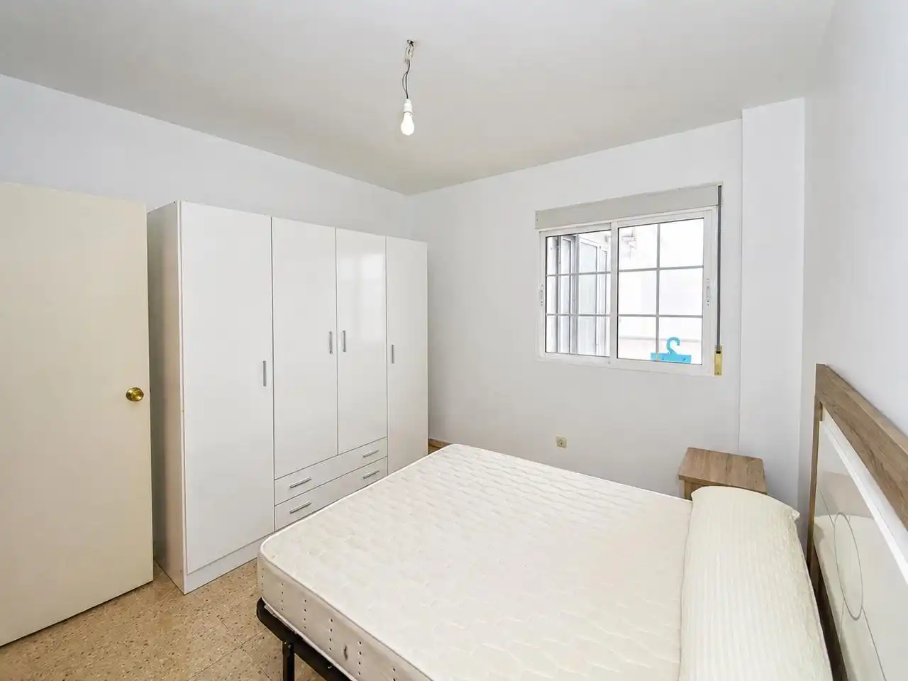 Schlafzimmer von Erdgeschoss zum Verkauf in Mérida mit Terrasse