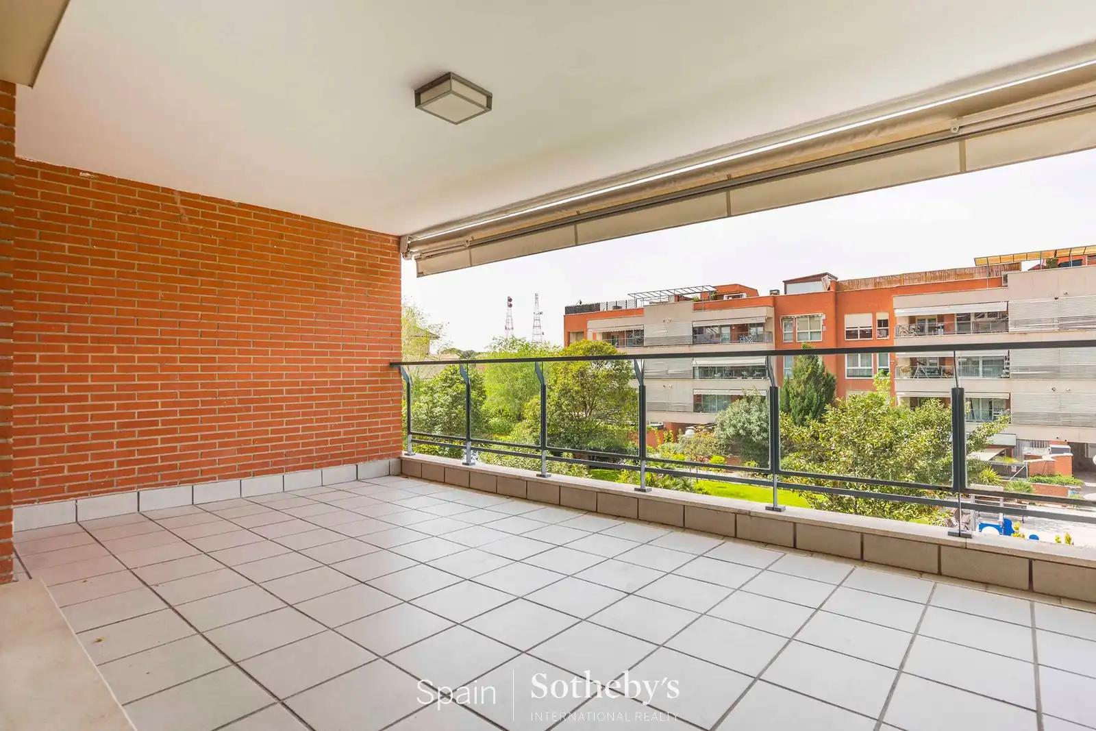 Terrassa de Apartament de lloguer en Pozuelo de Alarcón amb Aire condicionat, Calefacció i Terrassa