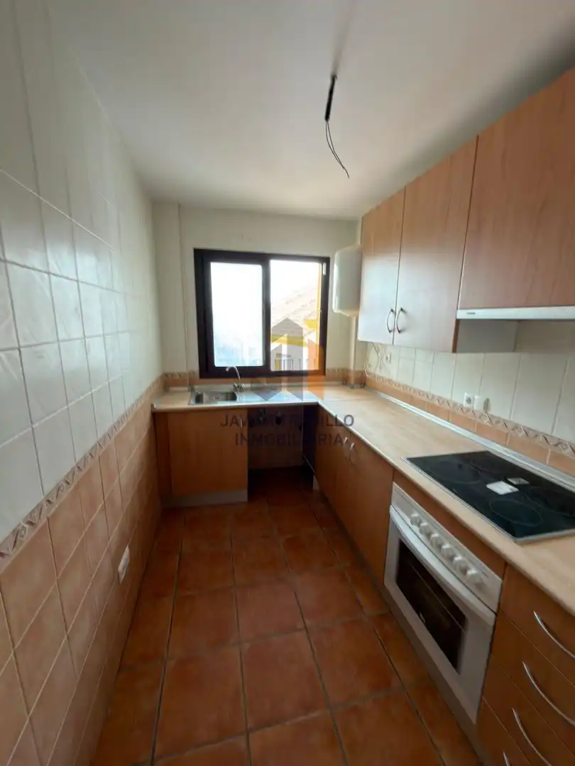 Küche von Wohnung zum Verkauf in Alcaucín mit Klimaanlage, Heizung und Terrasse