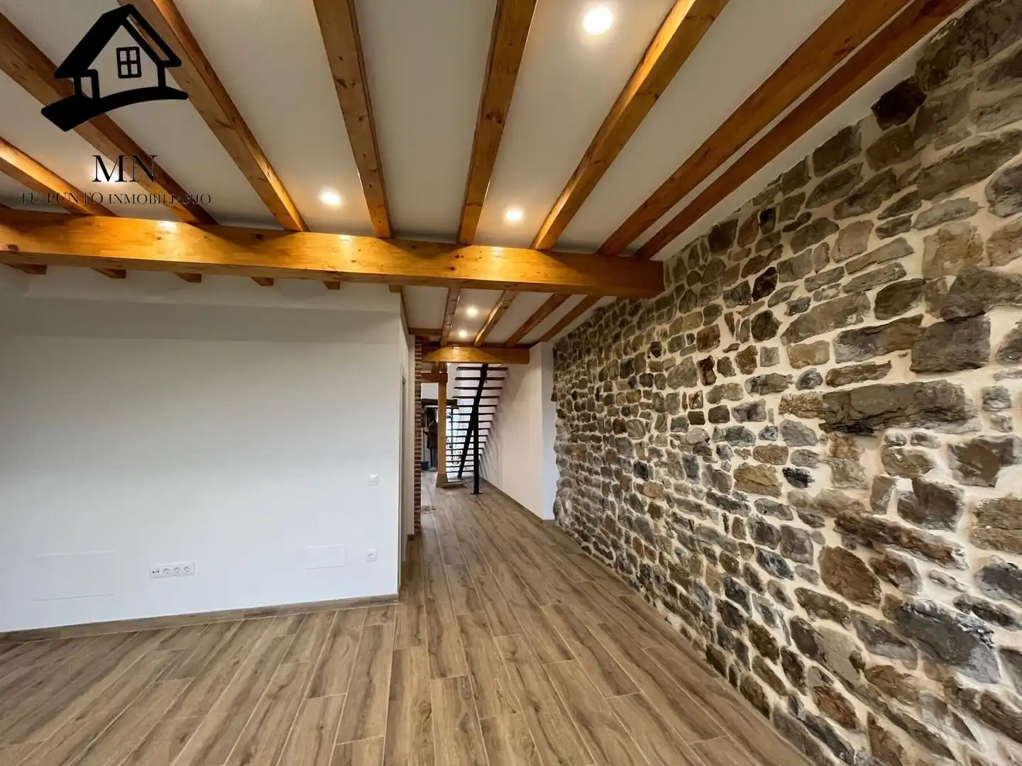 Finca rústica en venda en Villacarriedo amb Jardí privat