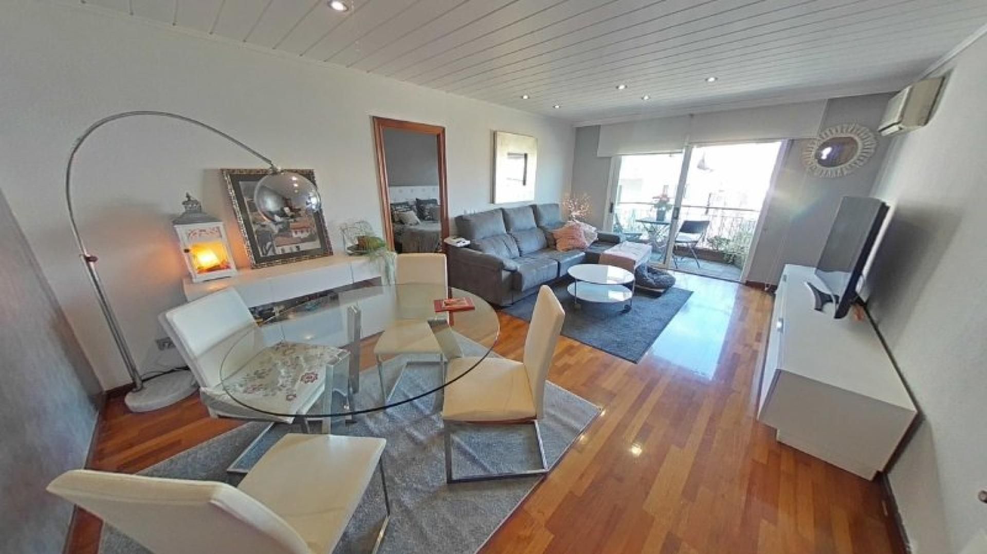 Living room of Flat for sale in Blanes  with Air Conditioner, Heating and Balcony