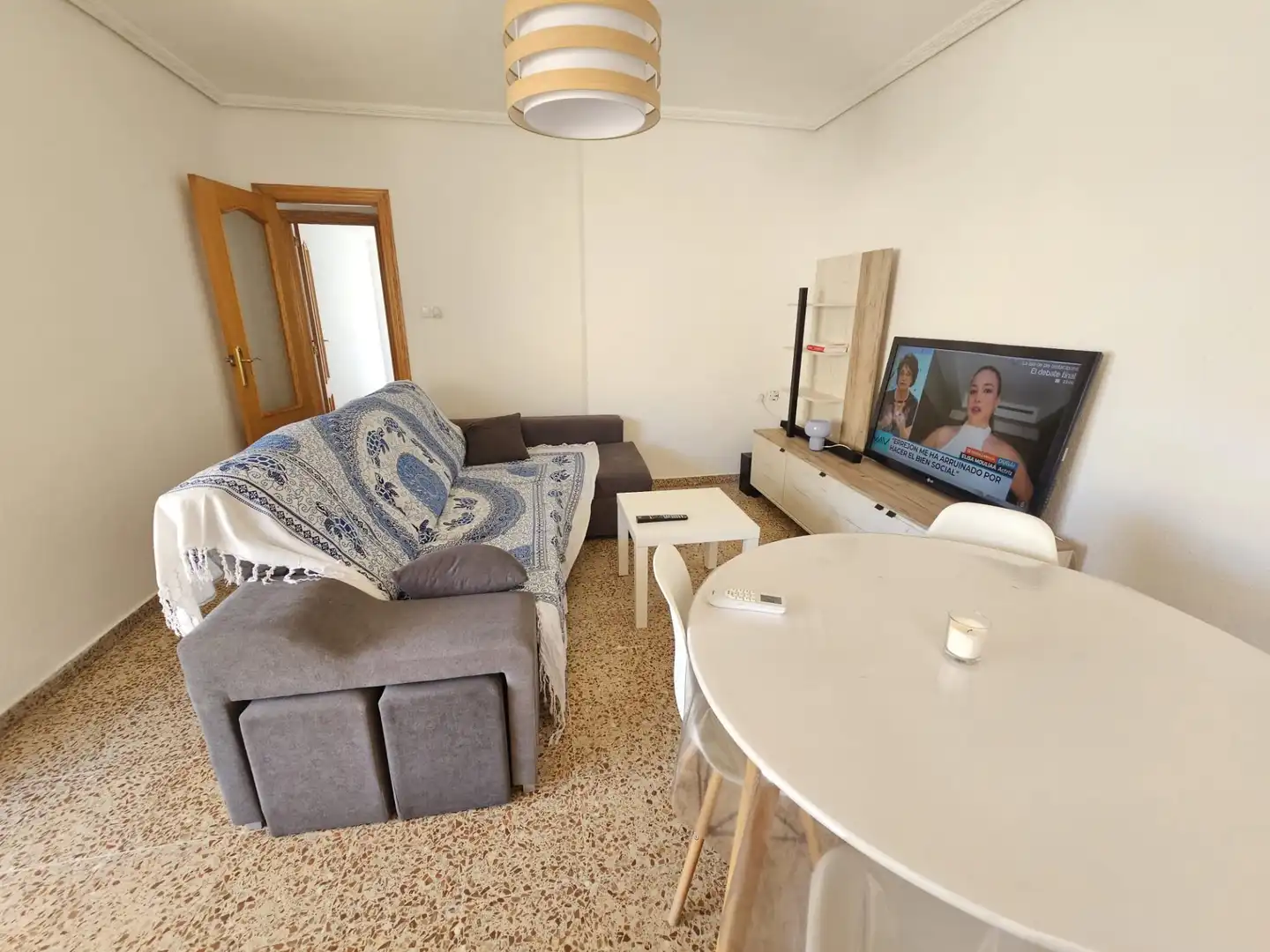 Sala de estar de Piso en venta en Tavernes de la Valldigna con Aire acondicionado, Terraza y Amueblado