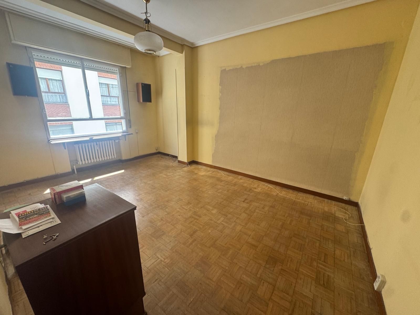 Habitación de Piso en venta en Valladolid Capital con Parquet