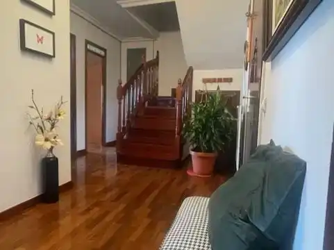 Piso en venta en Oviedo  con Parquet, Trastero y Piscina