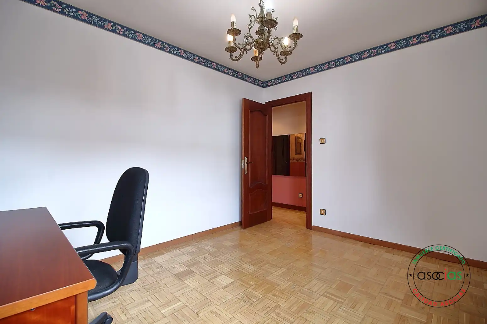 Sala de estar de Piso en venta en Gijón  con Calefacción y Parquet