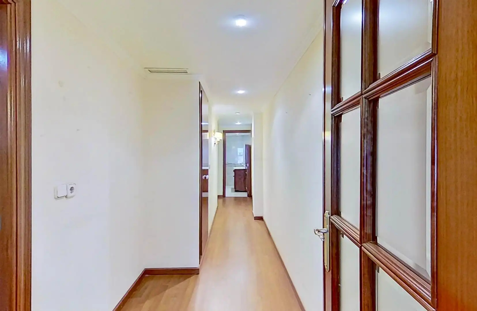 Piso en venta en Valencia con Parquet y Terraza
