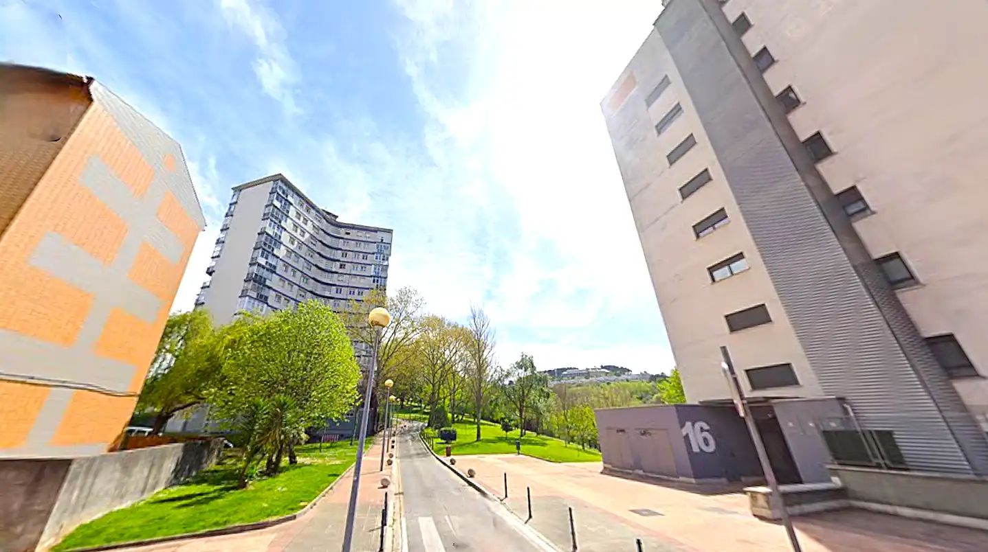 Vista exterior de Garaje en venta en Barakaldo 