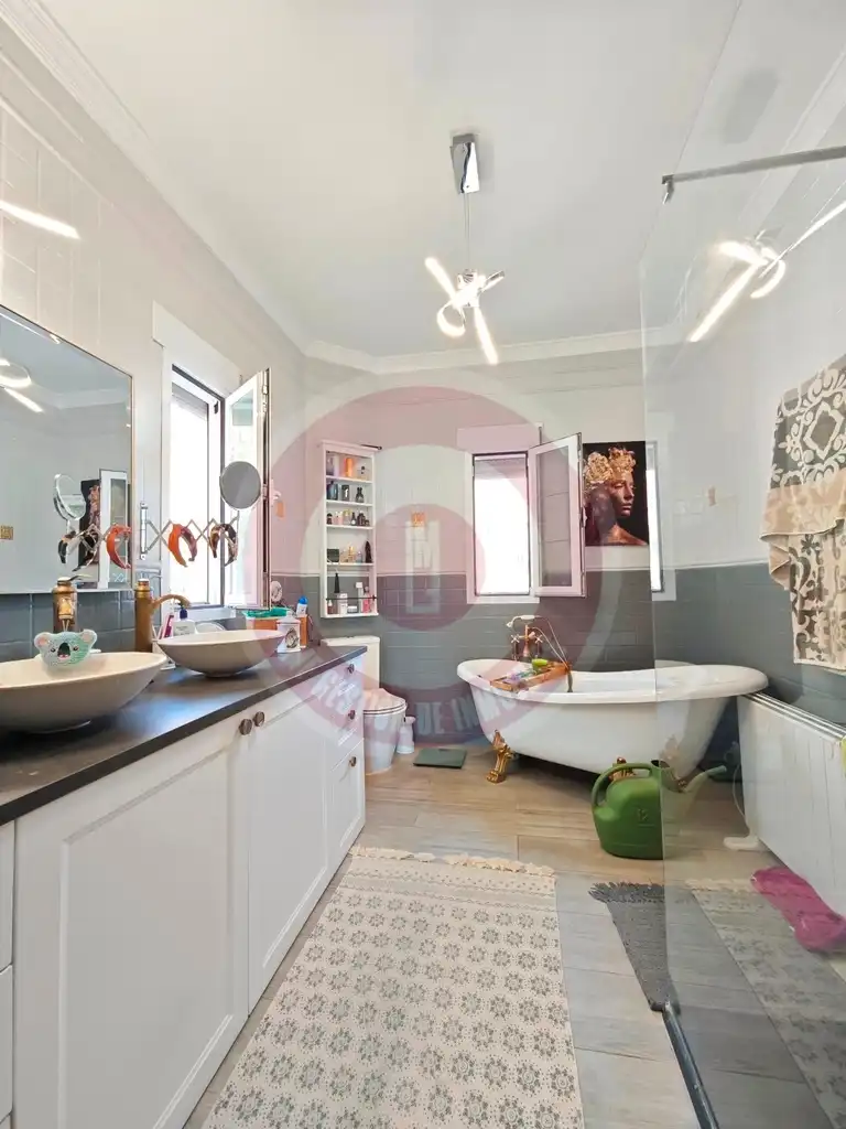 Baño de Casa o chalet en venta en Arenas con Aire acondicionado, Jardín privado y Terraza