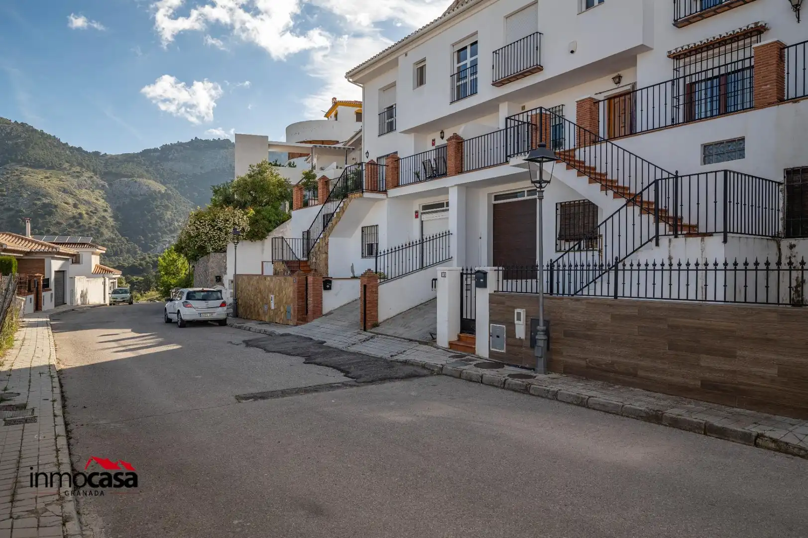 Außenansicht von Haus oder Chalet zum Verkauf in Víznar mit Heizung, Privatgarten und Terrasse