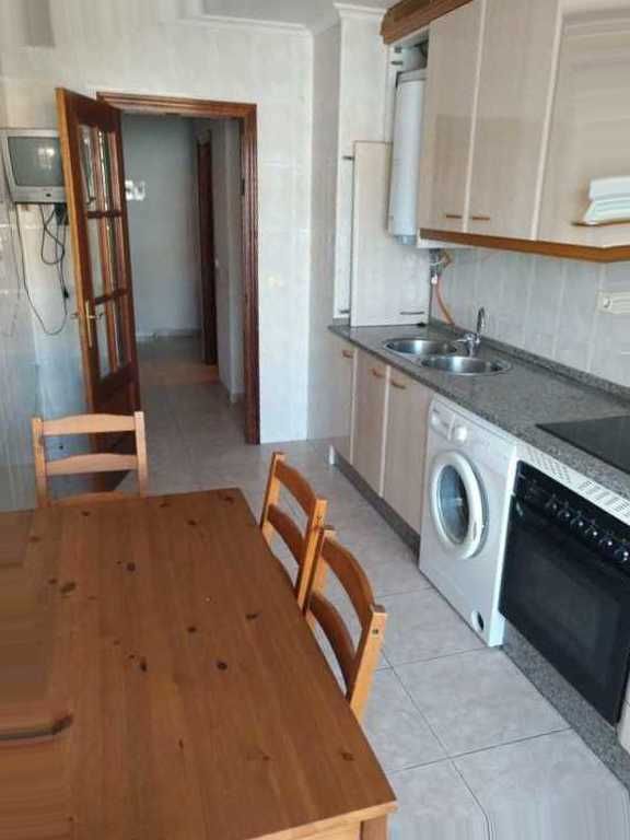 Flat to rent in Avenida Galicia, Vegadeo