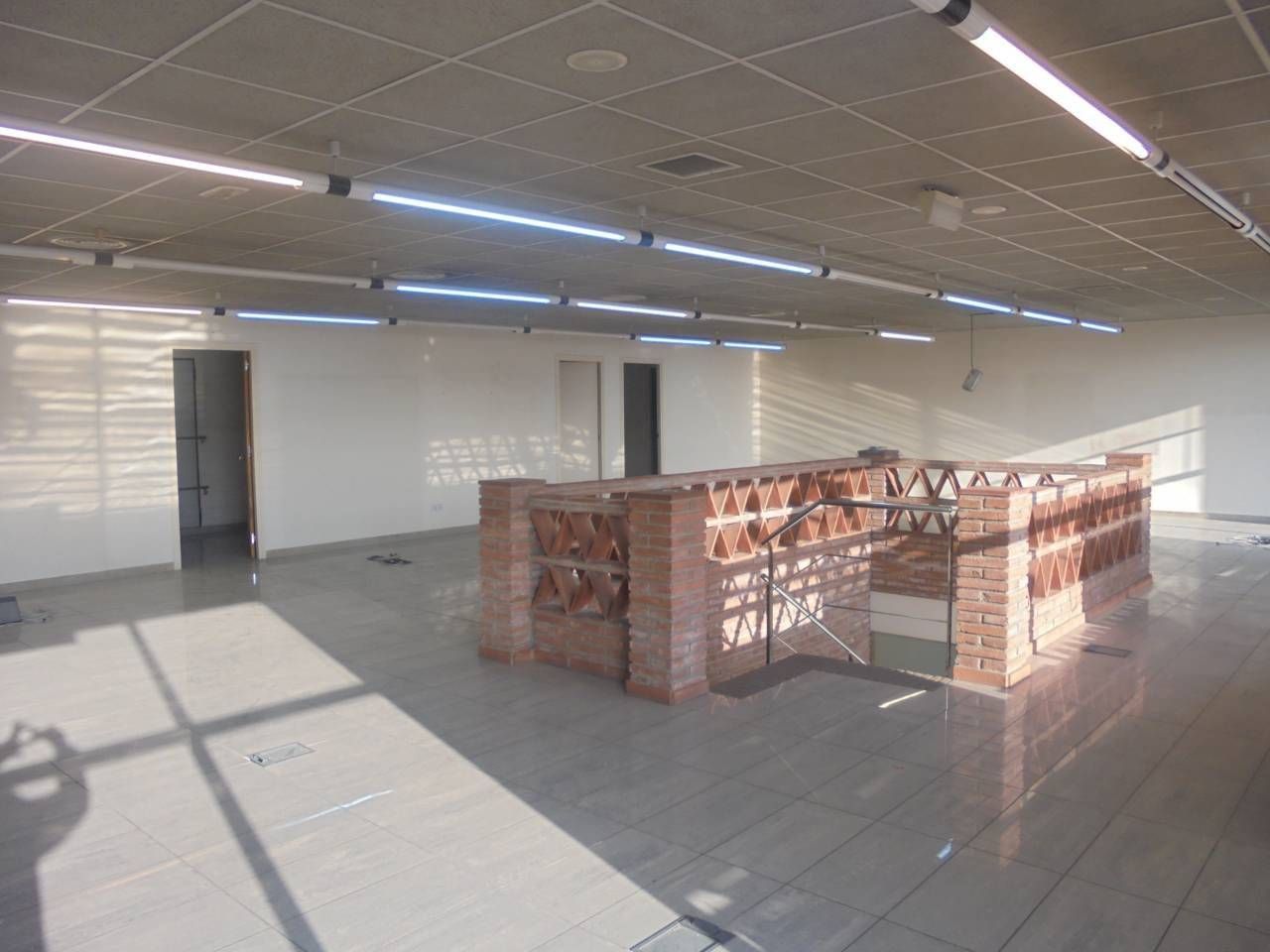 Fabrikhallen zum verkauf in Sant Fruitós de Bages mit Heizung