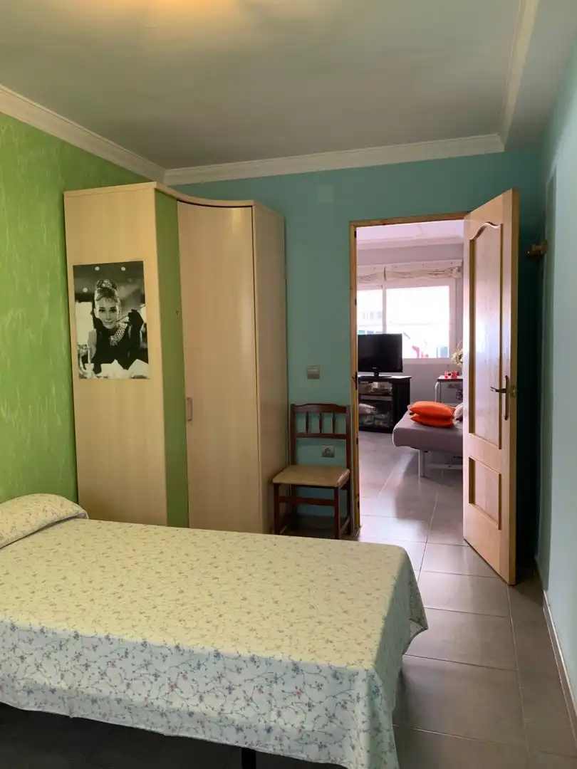 Schlafzimmer von Erdgeschoss zum Verkauf in Valencia mit Terrasse, Abstellraum und Möbliert