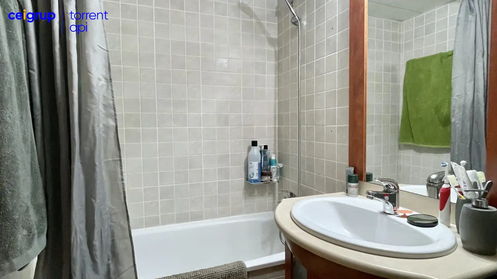 Badezimmer von Einfamilien-Reihenhaus zum Verkauf in Pals mit Klimaanlage, Terrasse und Schwimmbad