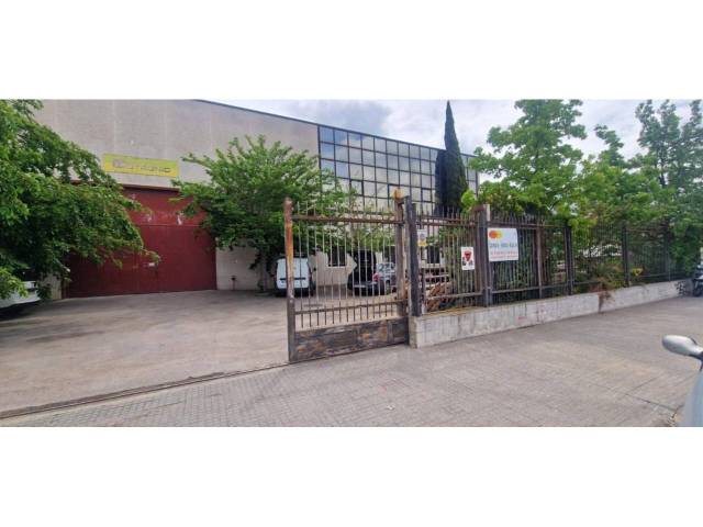 Nave industrial en Venta en Pla de Matabous en Mas Rampinyo - Montcada Nova - Carrerada