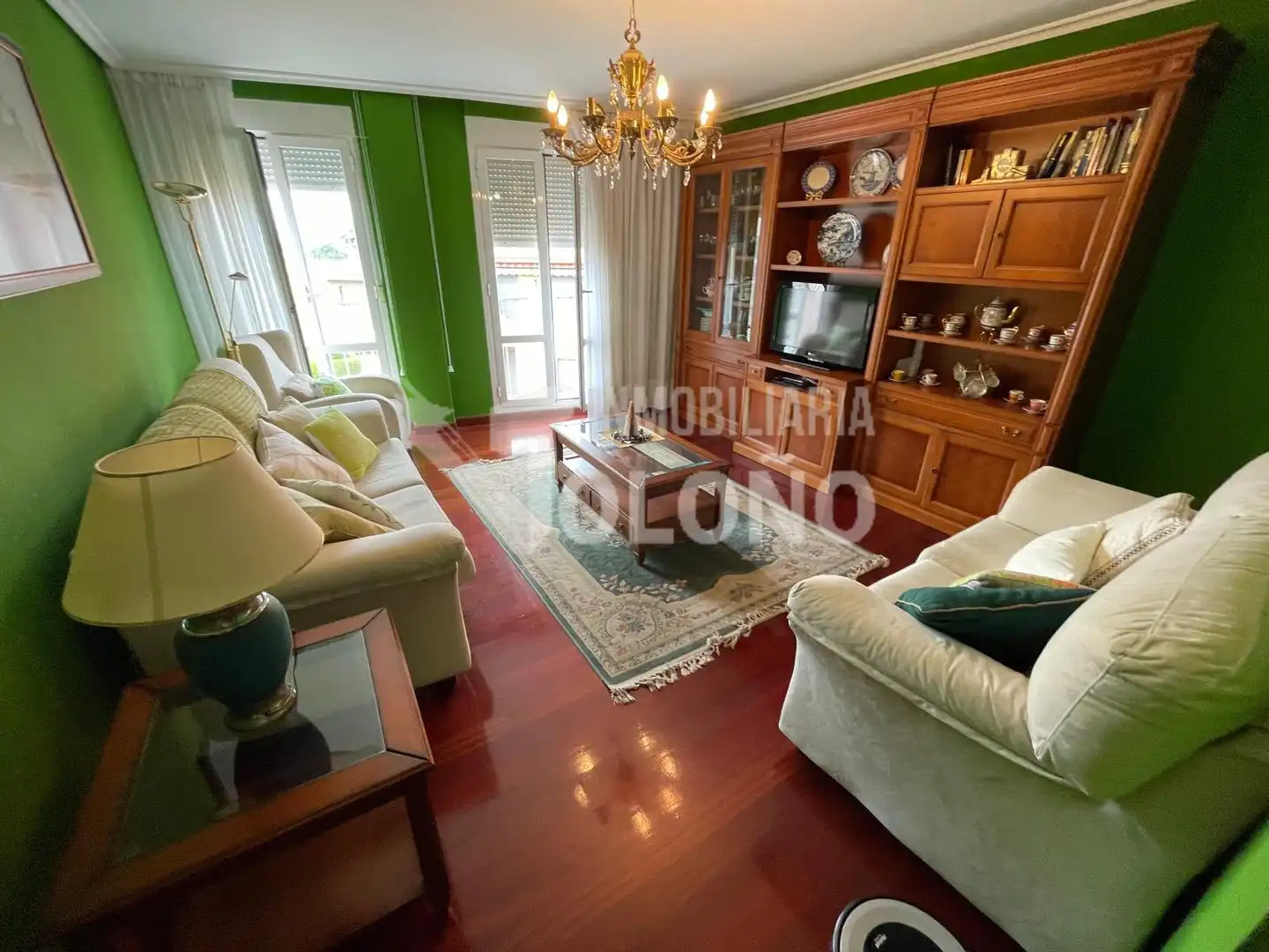 Sala de estar de Piso en venta en Castañares de Rioja con Calefacción, Parquet y Terraza