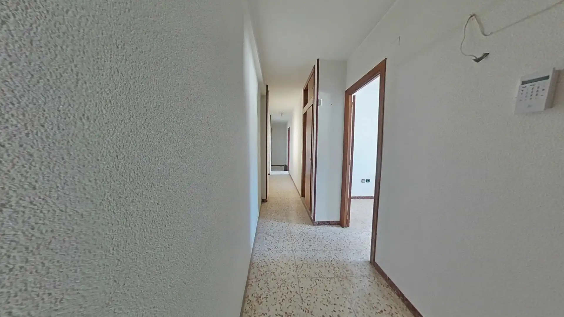Piso en venta en El Pinós / Pinoso con Balcón