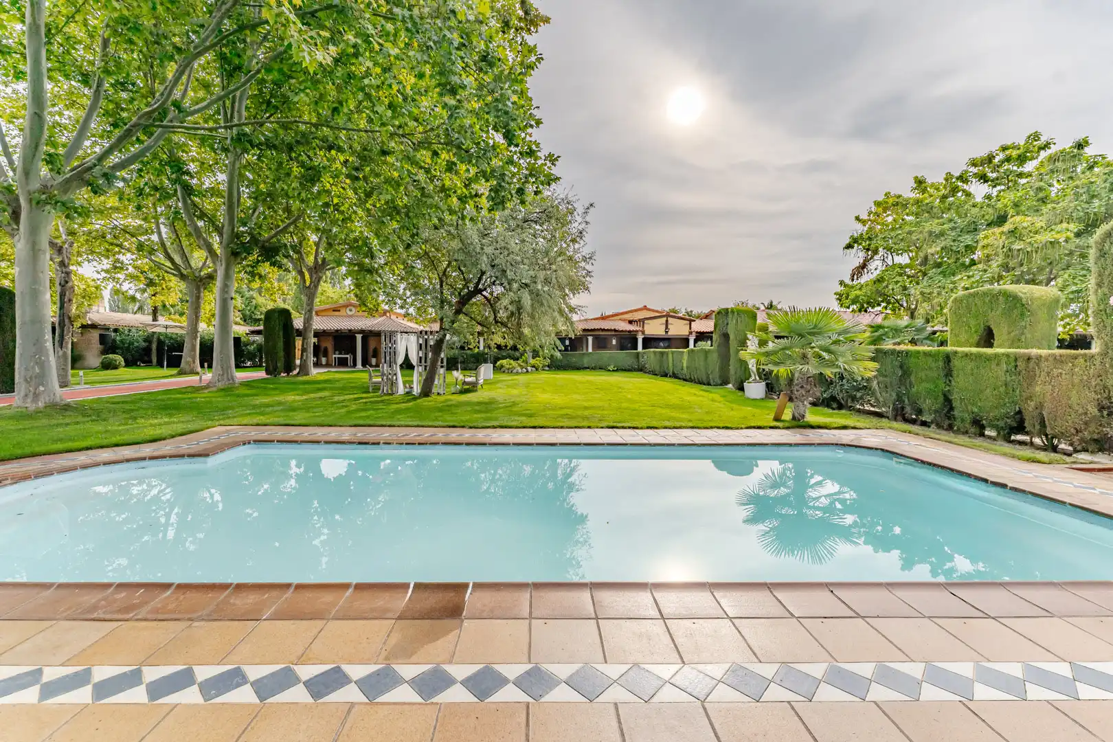 Jardín de Edificio en venta en Laguna de Duero