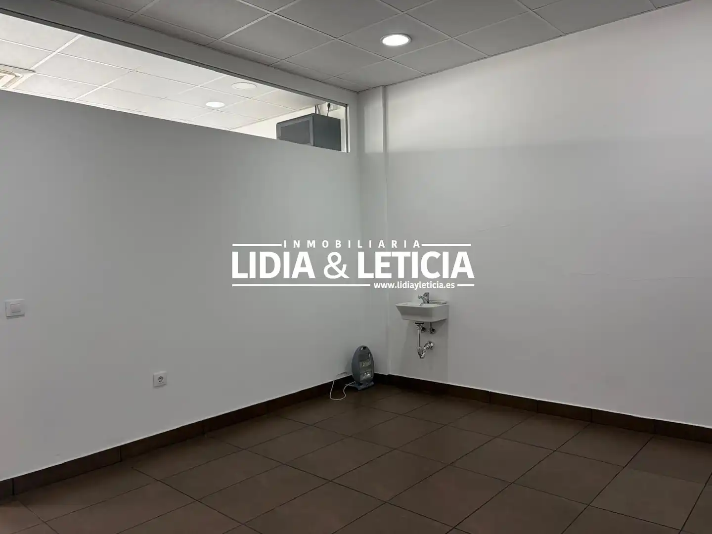Gewerbefläche zum Verkauf in Nueva Alcalá, imagen 19