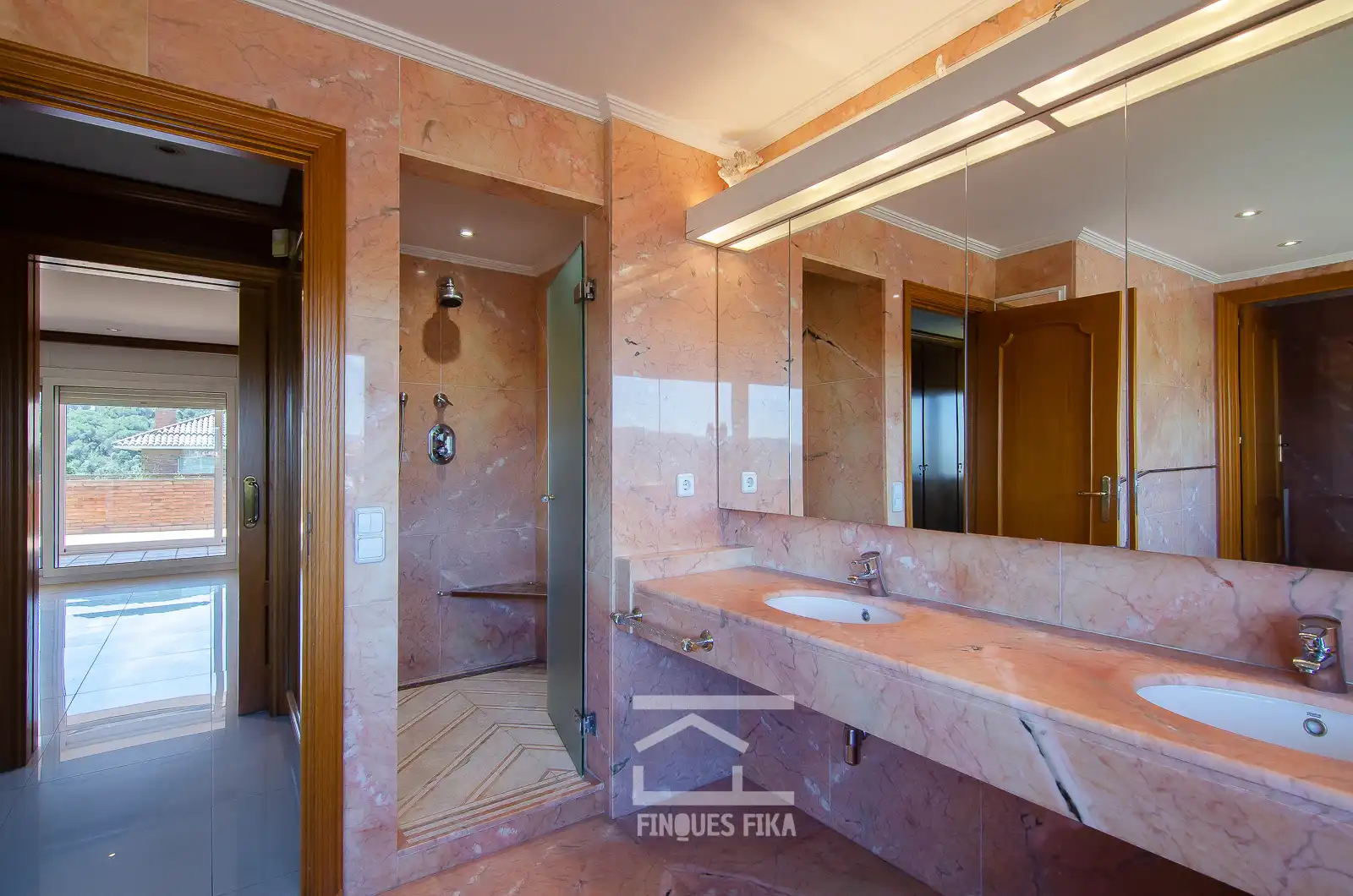 Baño de Casa o chalet de alquiler con opción a compra en Argentona con Calefacción, Jardín privado y Terraza